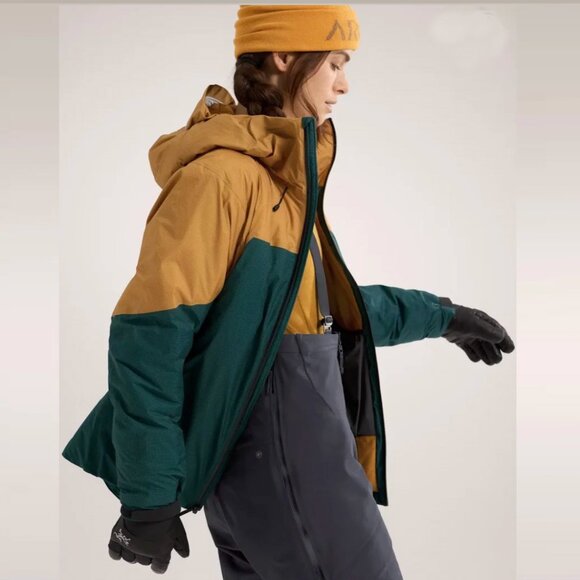 NWT Arcteryx Rush Insulated Jacket Women's Yukon/Pytheas XS - Picture 3 of 3